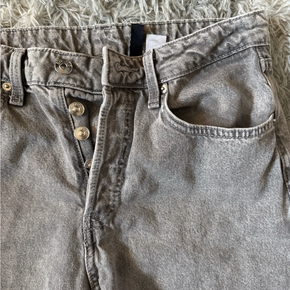 H&M Jeans - Picture 2 of 5